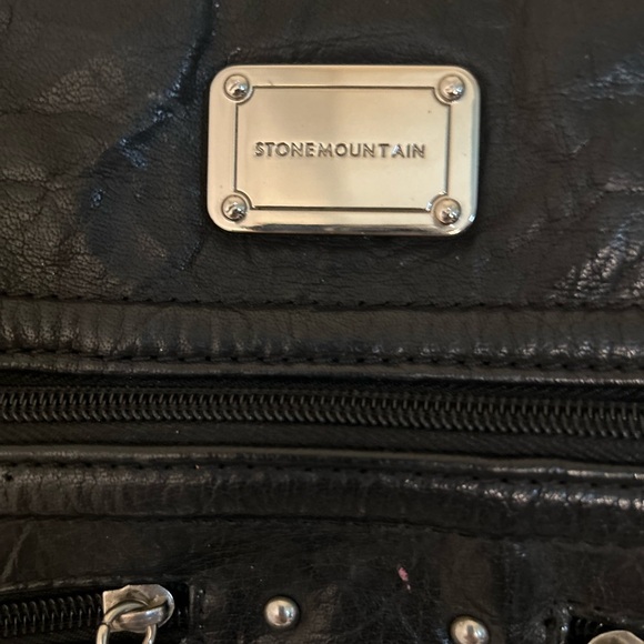 Stone Mountain Accessories Black Shoulder Bag - Picture 3 of 5